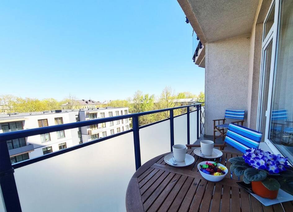 Appartement Stylish With Parking & Spacious Balcony Riga